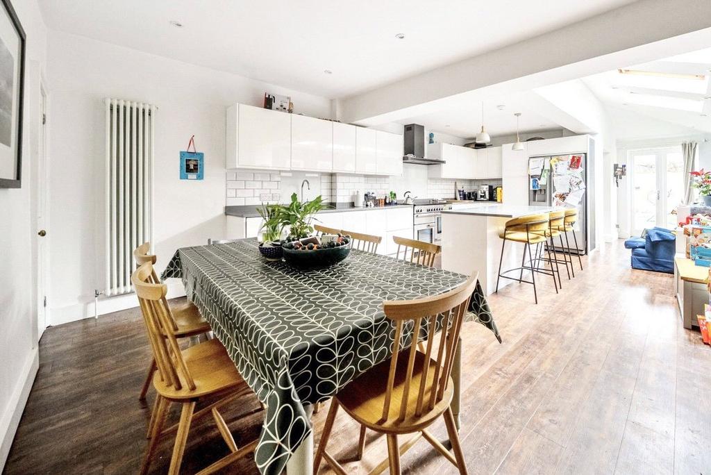 Kitchen/Family Room