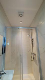 1 bedroom in a house share to rent, Princes  Avenue, Watford WD18