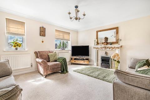 3 bedroom townhouse for sale, Grebe Road, Bicester