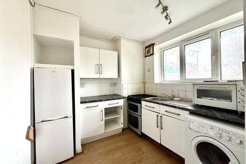 1 bedroom apartment for sale, Reynolds Road, London, W4