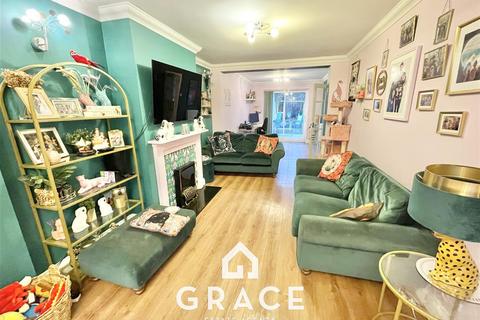 3 bedroom semi-detached house for sale, Fircroft Road, Ipswich