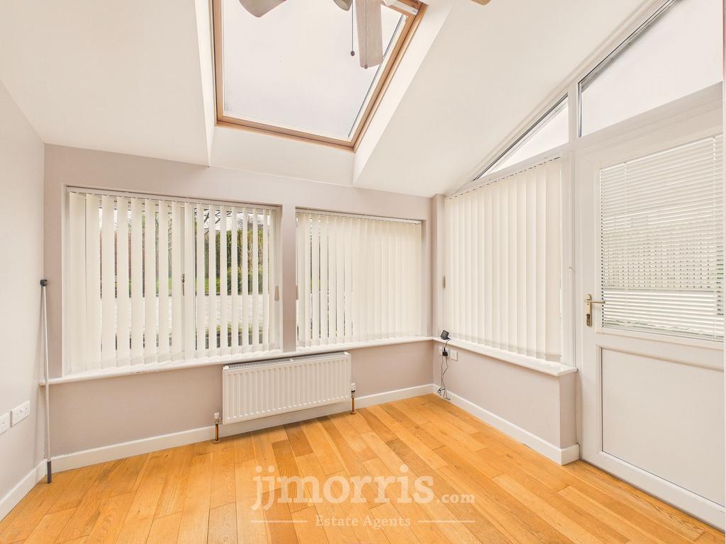 Garden/Sitting Room
