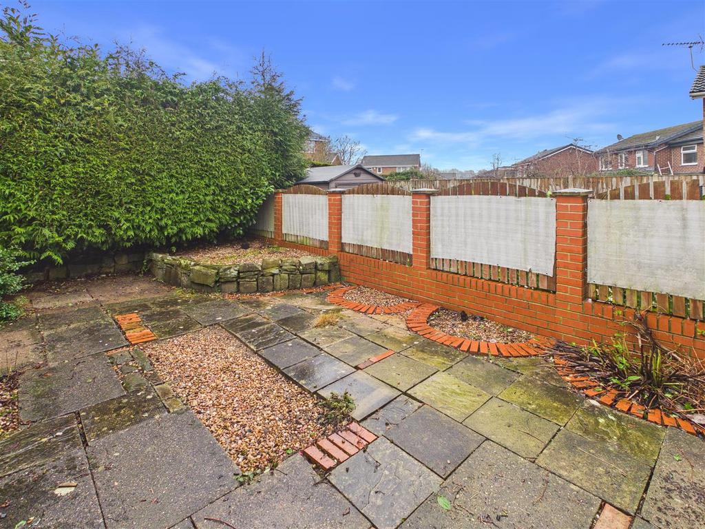 CAM05476 G0-PR0128-STILL001.jpg