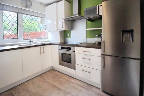 2 bedroom terraced house to rent, Carnforth Road, Heaton Chapel, Stockport, SK4