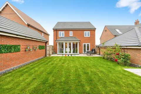 4 bedroom detached house for sale, Crick Close, Hanslope, Milton Keynes
