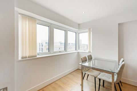 2 bedroom flat for sale, Canary View, London SE10