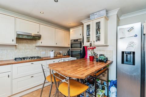 3 bedroom terraced house for sale, Elm Crescent, Hythe, Southampton