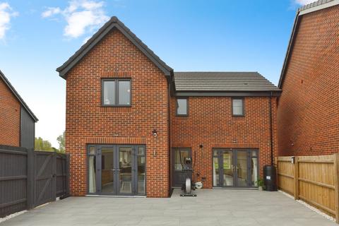 3 bedroom detached house for sale, Orwell Avenue, Tattenhoe Park, Milton Keynes