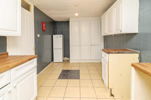 3 bedroom terraced house for sale, Tulla Court, Bletchley, Milton Keynes