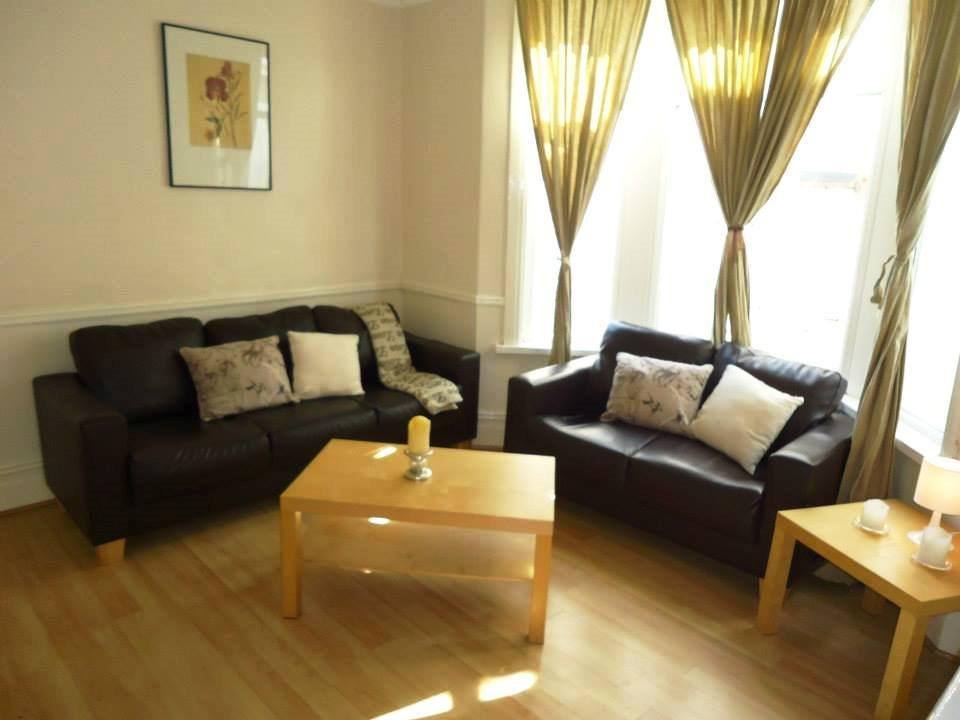Lounge 2