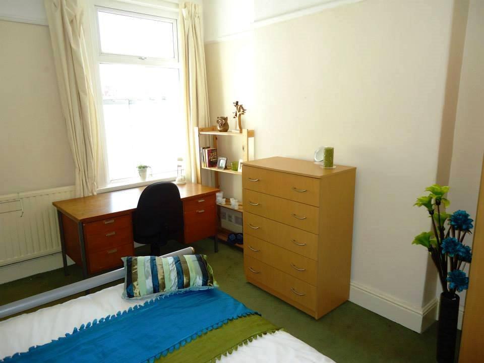 Bedroom 2 2