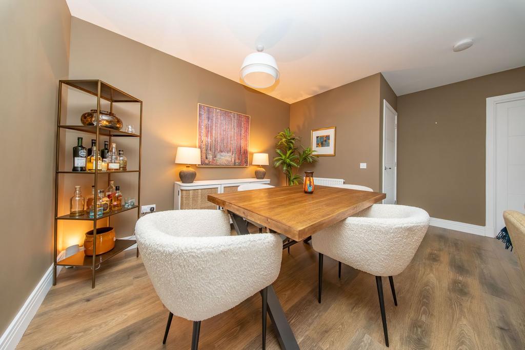 Living Room/ Dining Room