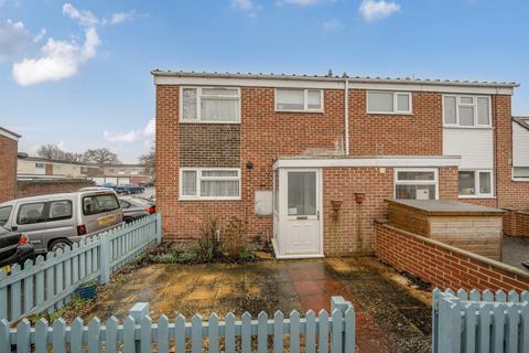 3 bedroom end of terrace house for sale, Colingsmead, Eldene, Swindon, SN3