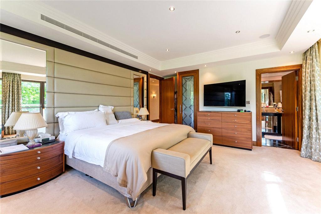 Principal Bedroom