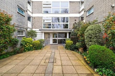 5 bedroom flat for sale, Woodford Road, London