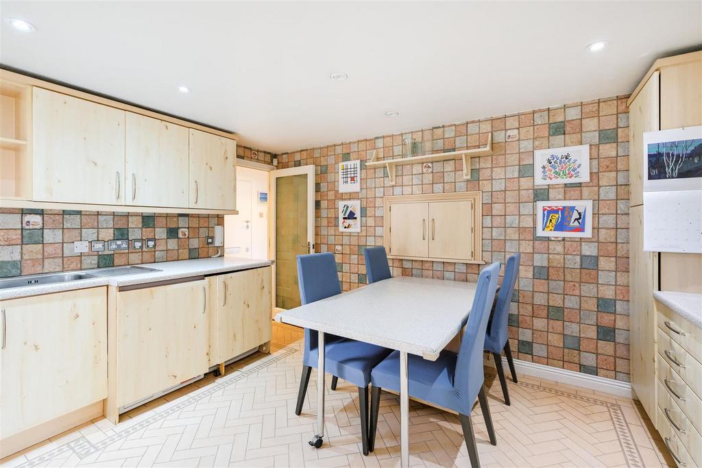 Flat 5 Walbrook-22.JPG