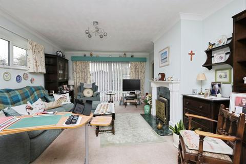 3 bedroom bungalow for sale, Lodge Avenue, Eastbourne