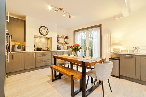 3 bedroom semi-detached house for sale, Vesper Road, LEEDS