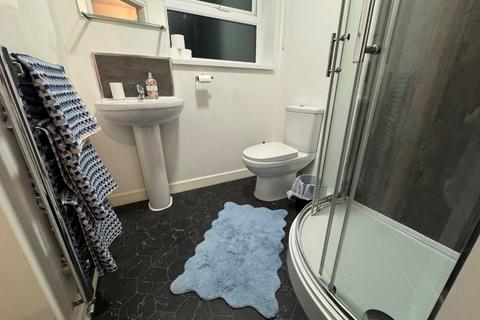 undefined, Room 2, Kenilworth Drive, Ilkeston, Derby, DE7