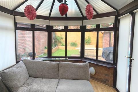 3 bedroom detached house for sale, Royce Avenue, Hucknall, Nottingham