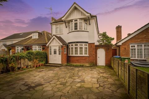 4 bedroom detached house for sale, High Road, Leavesden, Watford