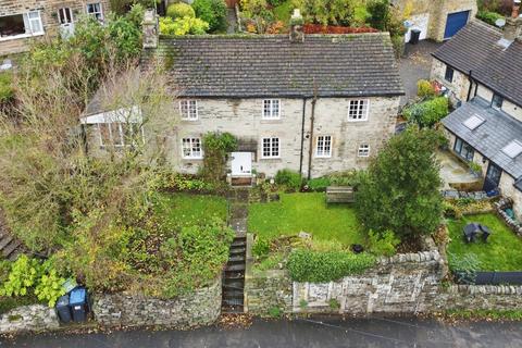 2 bedroom character property for sale, Monyash Road, Bakewell