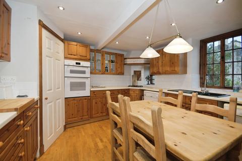 2 bedroom character property for sale, Monyash Road, Bakewell