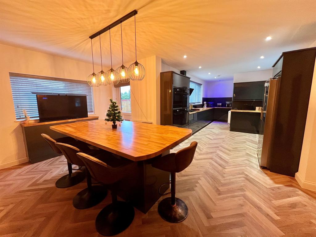 Kitchen Diner