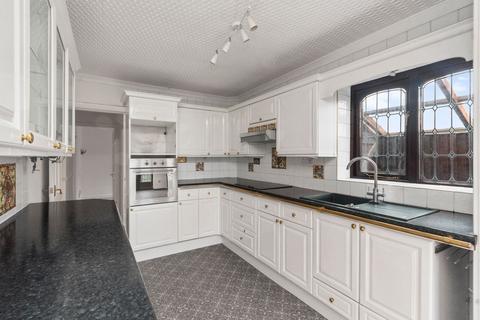 3 bedroom semi-detached bungalow for sale, Meadow Lane, Fearnhead, WA2
