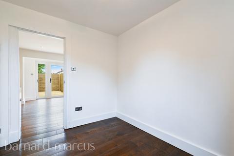undefined, Barnlea Close, Feltham