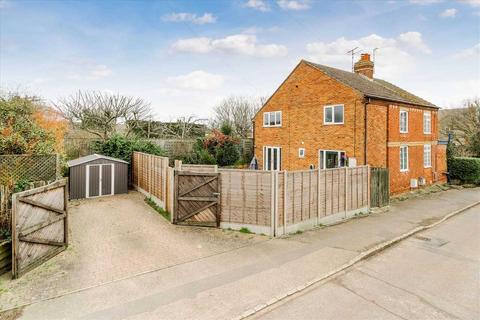 3 bedroom semi-detached house for sale, Bozeat NN29