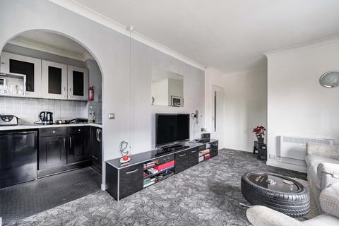 1 bedroom flat for sale, South Street, Farnham, GU9