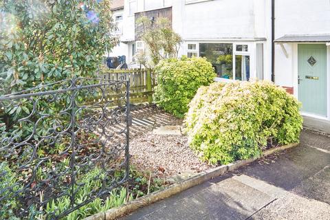 undefined, St. Anns Gardens, Leeds