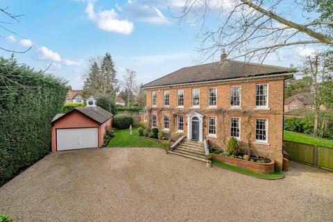 5 bedroom detached house for sale, Ravenswood Drive, Surrey GU15