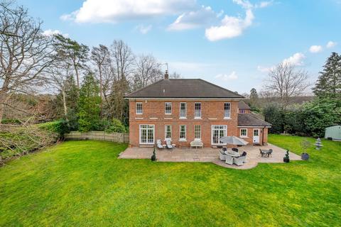 5 bedroom detached house for sale, Ravenswood Drive, Surrey GU15