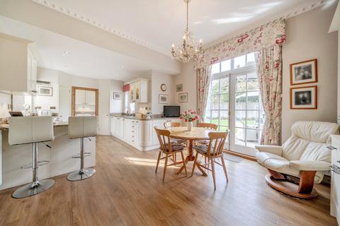 5 bedroom detached house for sale, Ravenswood Drive, Surrey GU15