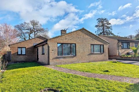 3 bedroom detached house for sale, Buckland Gardens, Ryde, PO33 3AG