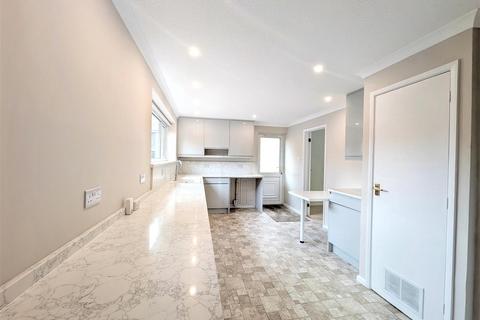 3 bedroom detached house for sale, Buckland Gardens, Ryde, PO33 3AG