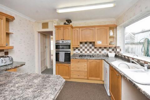 2 bedroom detached bungalow for sale, Granville Avenue, Ramsgate
