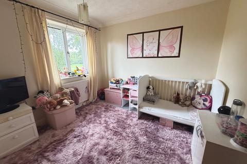 2 bedroom terraced house for sale, Grevel Close, Spalding