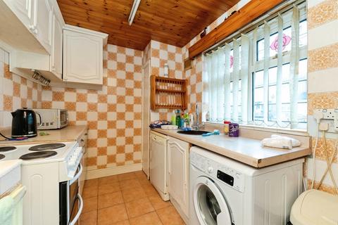 3 bedroom end of terrace house for sale, Elbow Lane, Stevenage
