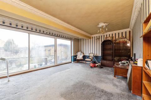 3 bedroom end of terrace house for sale, Elbow Lane, Stevenage