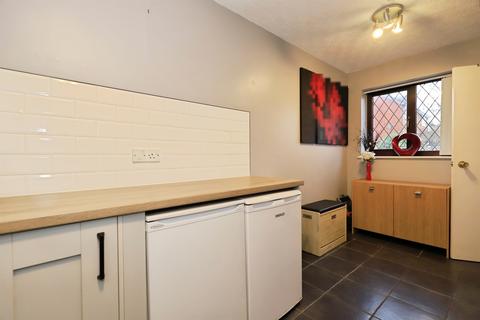 undefined, Steven Drive, Bilston