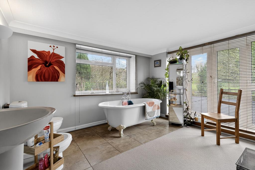 Master En-suite