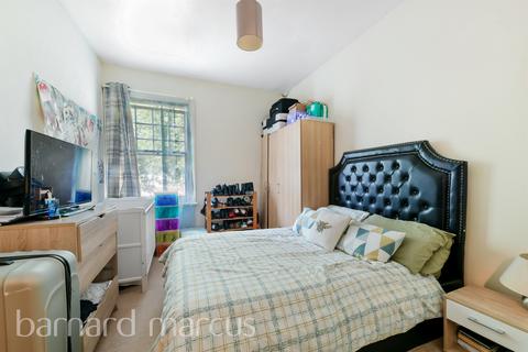 undefined, Mitcham Park, Mitcham