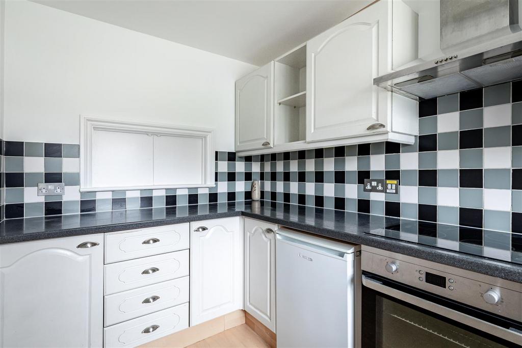 7 Roseleigh Gardens-13.jpg
