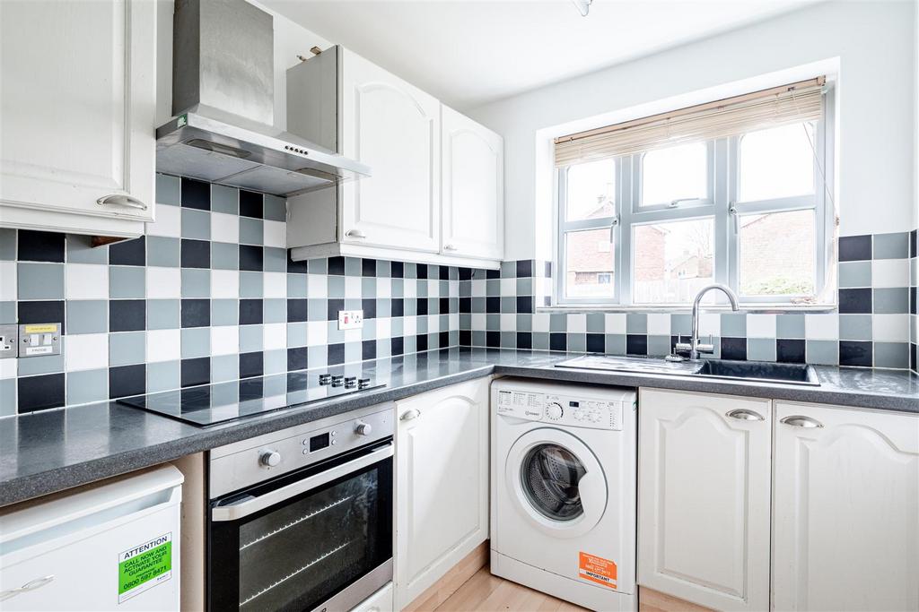 7 Roseleigh Gardens-14.jpg