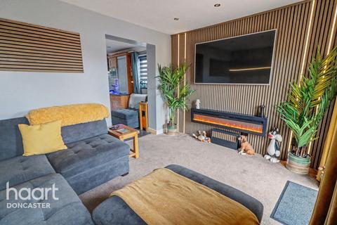 2 bedroom semi-detached house for sale, Coniston Road, Askern, Doncaster