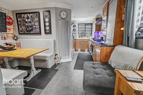 2 bedroom semi-detached house for sale, Coniston Road, Askern, Doncaster