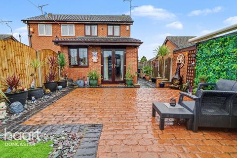 2 bedroom semi-detached house for sale, Coniston Road, Askern, Doncaster